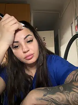 Snapshot of sexybunny18255 chatting on November 25, 10:32 pm sexybunny18255 online show from November 25, 10:32 pm