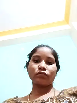 Snapshot of NISHU-TELUGU chatting on February 4, 3:40 pm NISHU-TELUGU online show from February 4, 3:40 pm