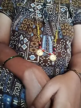 Snapshot of NISHU-TELUGU chatting on February 26, 11:42 am NISHU-TELUGU online show from February 26, 11:42 am