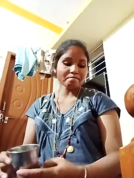 Snapshot of NISHU-TELUGU chatting on March 3, 4:46 pm NISHU-TELUGU online show from March 3, 4:46 pm