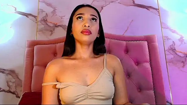 AlyaThompson online show from March 7, 4:31 am