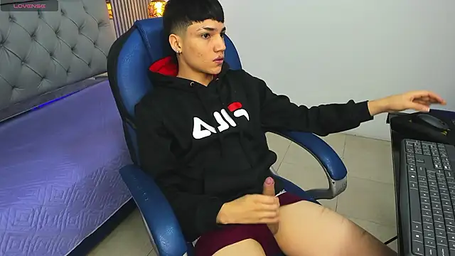 SamBlack  online show from February 4, 12:22 pm