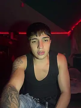 Snapshot of pabonsito chatting on July 1, 2:13 am pabonsito online show from July 1, 2:13 am