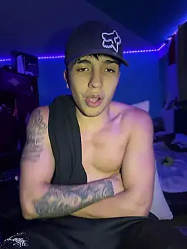 Snapshot of pabonsito chatting on July 2, 3:23 am pabonsito online show from July 2, 3:23 am
