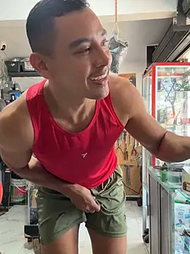 Snapshot of Terra-22cm chatting on November 9, 2:59 pm Terra-22cm online show from November 9, 2:59 pm