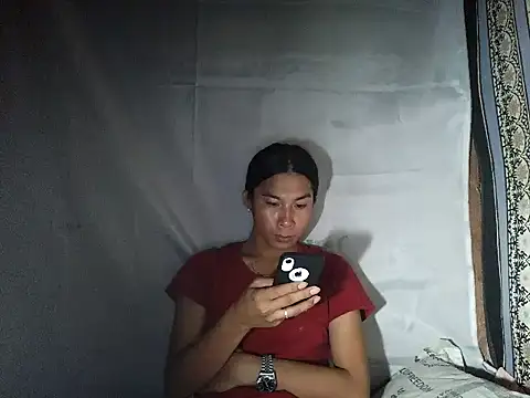 Snapshot of Asian_PrettyAle chatting on April 29, 2:26 am Asian PrettyAle online show from April 29, 2:26 am