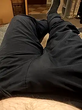 Snapshot of hubbyfun19 chatting on January 17, 6:22 pm hubbyfun19 online show from January 17, 6:22 pm