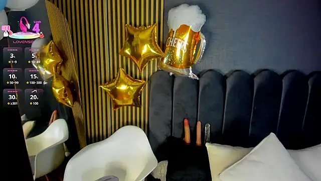 Gina 77 online show from October 3, 12:02 pm