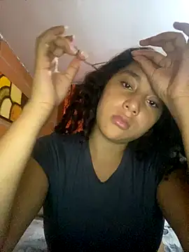 AnaisVelvet11 online show from October 27, 1:09 am