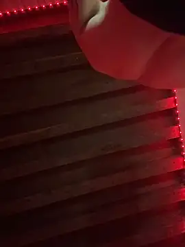 stripadlo online show from November 15, 4:14 pm