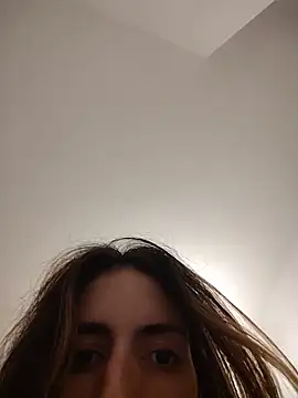 sweetsinxxx online show from April 11, 11:31 pm