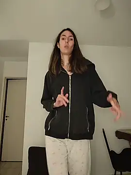 sweetsinxxx online show from April 21, 3:02 am