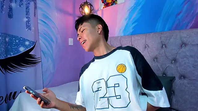 MaxiWildd online show from February 13, 12:34 pm