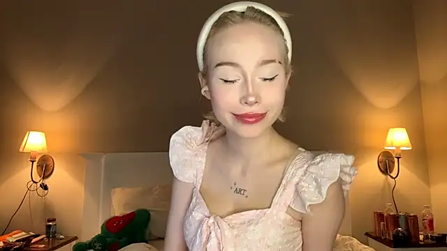 FlowMia online show from September 14, 5:12 pm