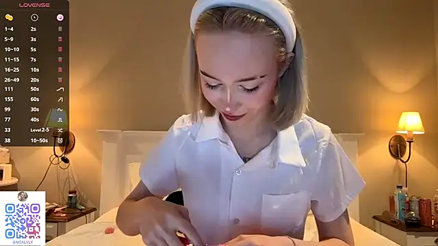 FlowMia online show from September 21, 5:36 pm