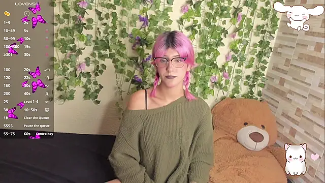 Snapshot of Amy_Moonlight chatting on July 6, 10:56 pm Amy Moonlight online show from July 6, 10:56 pm