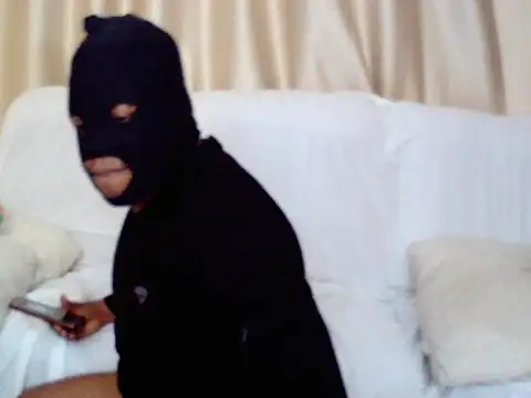 AfricanoMasqueMan online show from September 15, 1:33 pm