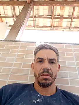 Snapshot of QfabO123 chatting on October 22, 3:45 pm QfabO123 online show from October 22, 3:45 pm