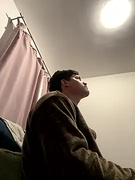 Snapshot of michael877675 chatting on January 13, 12:16 am michael877675 online show from January 13, 12:16 am