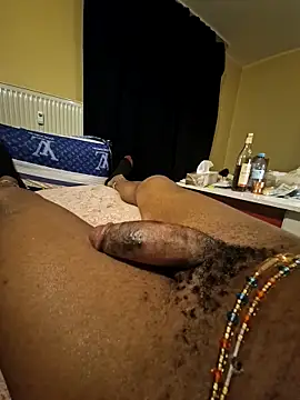 Snapshot of solofe19 chatting on February 10, 4:38 am solofe19 online show from February 10, 4:38 am