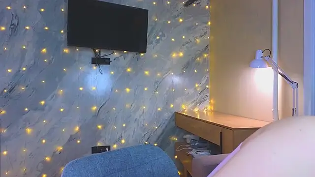 miss bubbles  online show from February 15, 12:29 am