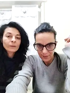 luciaegraziella online show from January 5, 10:57 pm
