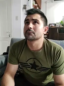 Bradd 32 online show from December 20, 2:18 am