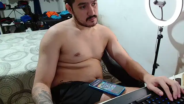 Leonino231 online show from March 18, 9:29 pm