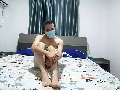 Snapshot of SSerene chatting on December 17, 7:09 pm SSerene online show from December 17, 7:09 pm