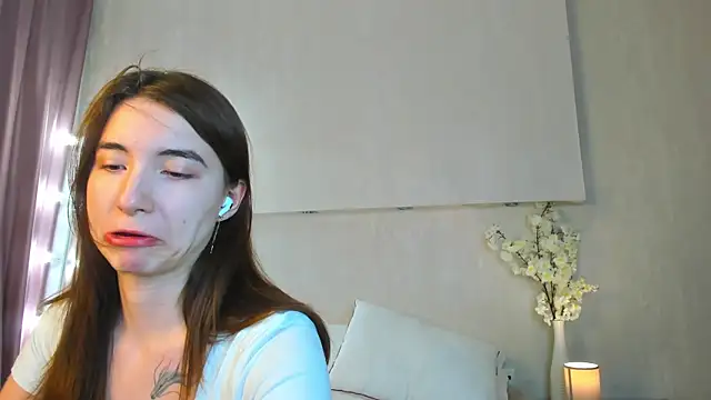 Adelina Bliss online show from April 5, 1:03 am