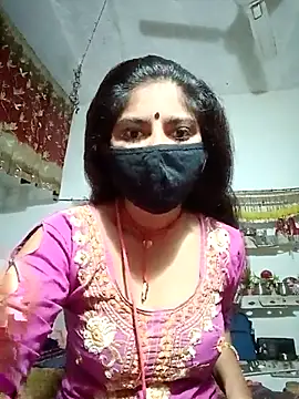 Snapshot of Daisygirl9 chatting on October 26, 12:38 am Daisygirl9 online show from October 26, 12:38 am