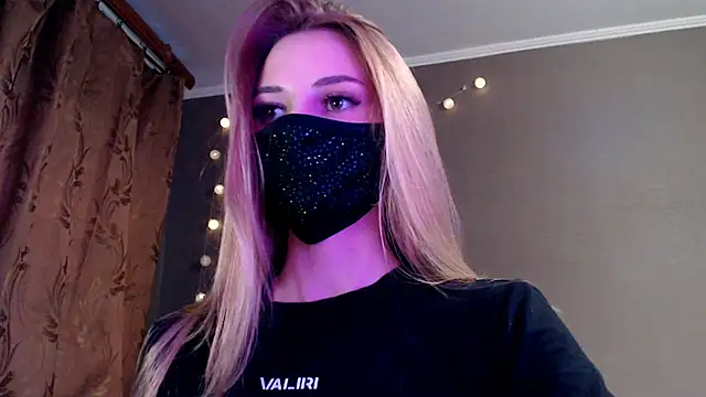 Iris lave online show from May 14, 5:31 pm