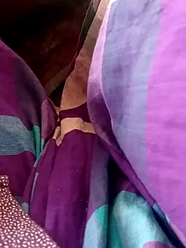 Snapshot of hackyourpussy@xh chatting on November 6, 2:23 am hackyourpussyxh online show from November 6, 2:23 am