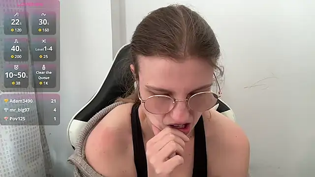 BustyKellyXXX online show from March 11, 3:18 pm