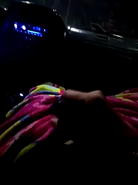 Snapshot of Frank0021 chatting on November 13, 12:53 am Frank0021 online show from November 13, 12:53 am