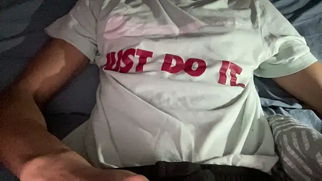 Snapshot of 0xdeexnutz chatting on November 1, 1:02 pm 0xdeexnutz online show from November 1, 1:02 pm