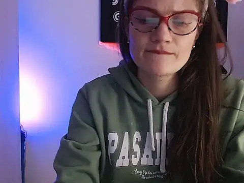 Snapshot of Camila-ventura chatting on November 1, 2:19 pm Camila-ventura online show from November 1, 2:19 pm