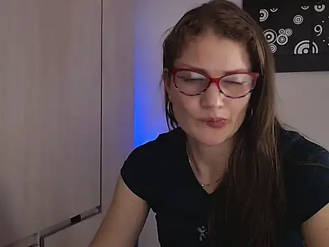 Snapshot of Camila-ventura chatting on November 6, 7:37 pm Camila-ventura online show from November 6, 7:37 pm