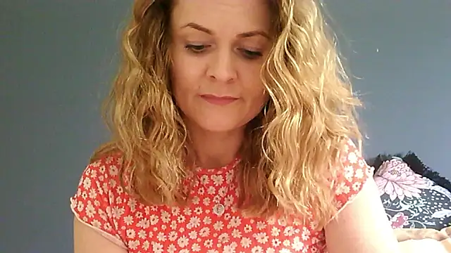Ginger-bb online show from June 4, 6:08 am