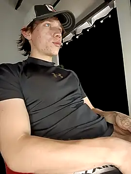 Snapshot of Logan_sixxer chatting on February 21, 7:48 pm Logan sixxer online show from February 21, 7:48 pm