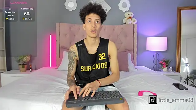 Joe And Emma online show from November 1, 8:11 pm