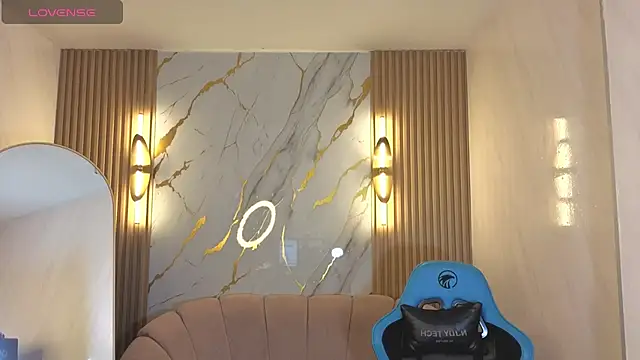 Snapshot of _Mia_sweet_b chatting on October 15, 1:11 pm Mia sweet b online show from October 15, 1:11 pm