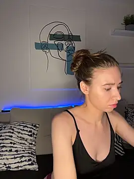 SoulNonNude online show from December 17, 7:20 pm