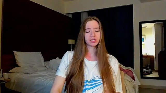 Snapshot of SoulNonNude chatting on February 18, 11:33 pm SoulNonNude online show from February 18, 11:33 pm