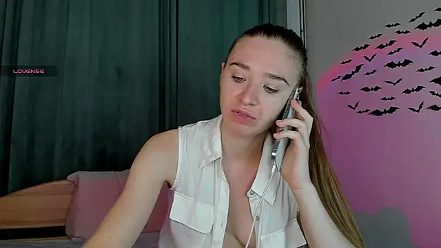 Snapshot of SoulNonNude chatting on July 18, 7:17 pm SoulNonNude online show from July 18, 7:17 pm