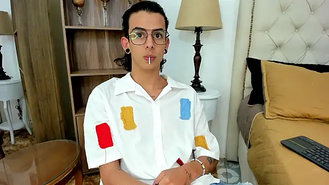 Ibratxandy online show from January 10, 7:04 pm