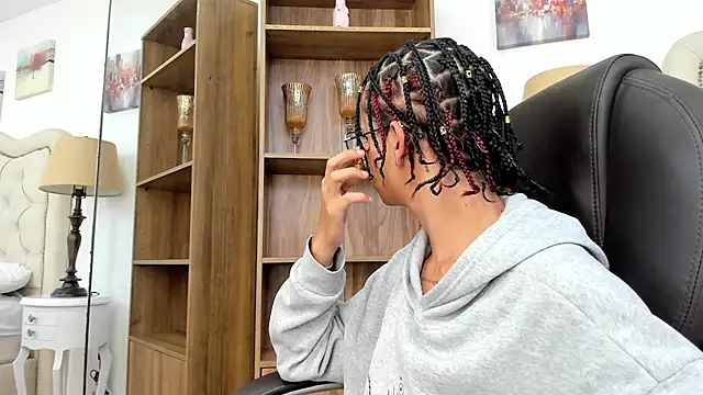 Ibratxandy online show from February 26, 6:29 pm