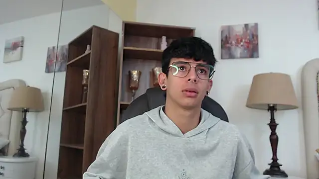 Ibratxandy online show from May 7, 11:48 am