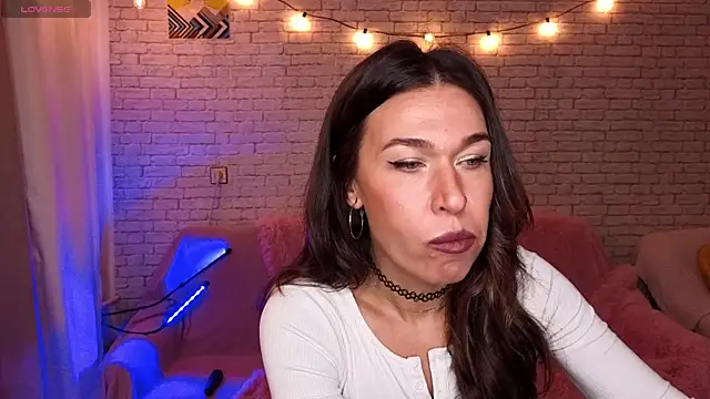 Snapshot of ReginaFoXXXy chatting on October 28, 12:30 pm ReginaFoXXXy online show from October 28, 12:30 pm