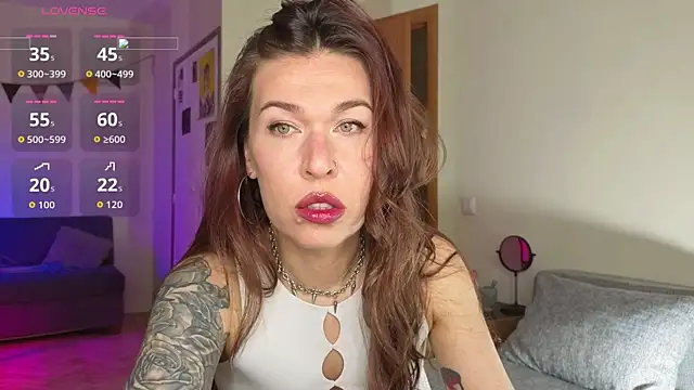 ReginaFoXXXy online show from June 9, 11:22 am